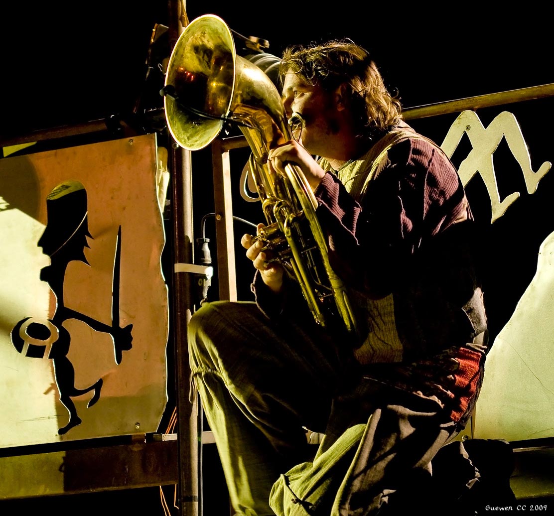 /Guewen/galeries/public/Concert_festival/La_Belle_Image_fanfare/Son los diablos/la-belle-image-103.jpg